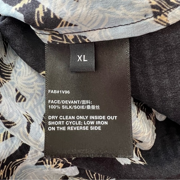 Lafayette 148 New York Blue Floral Pintuck 100% Silk Top XL - Picture 16 of 16